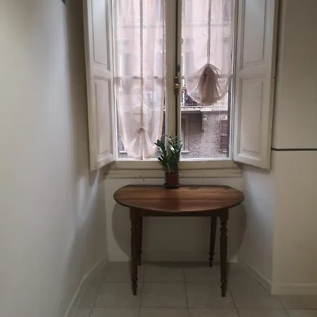 Apartment Romeo. Luminoso Al Centro Di Rome